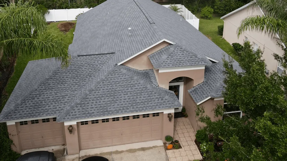 Roofing Contractor: How to choose the right one